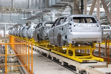 Why Auto Makers Must Move to Intelligent Manufacturing Operations
