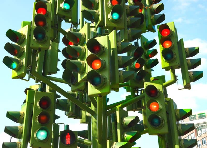 AI Controlled Traffic Lights Tested in New Project